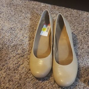 New with tags aerosoles